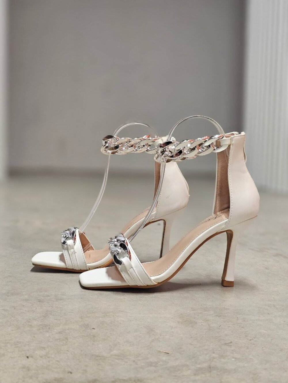 Chain-Detail White High Heel Sandals With Ankle Strap For Women